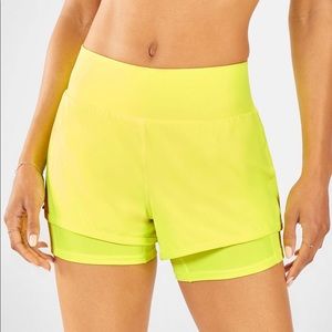 Olesia short